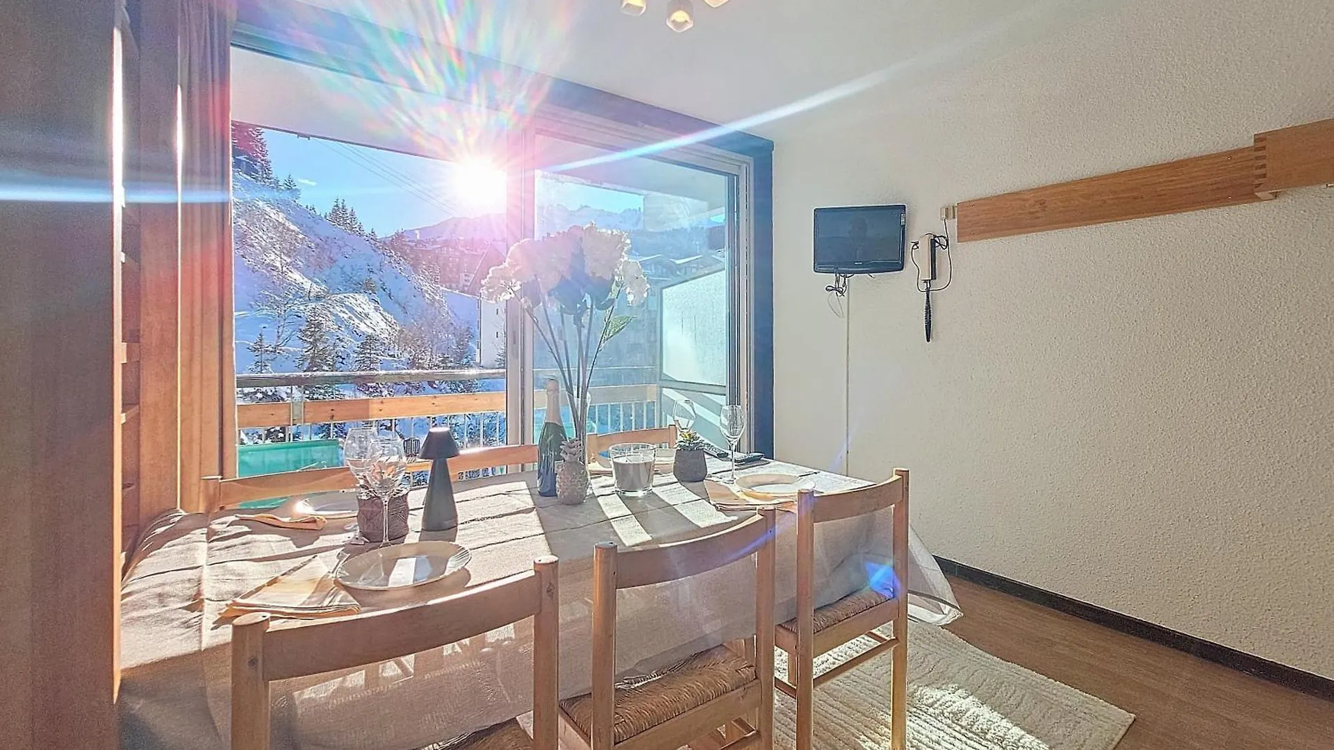 Courchevel 1650 - Moutain View - Snow Front - Amazing Sun Terrace Apartman